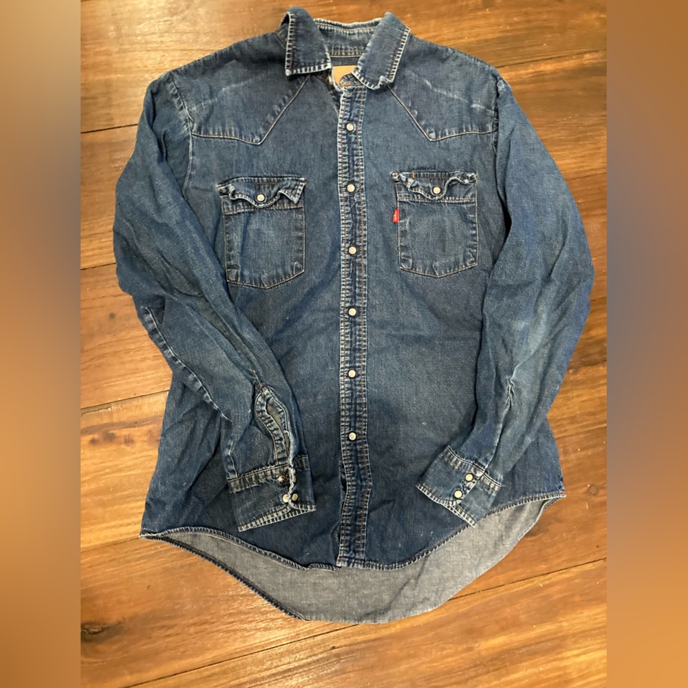 Levi Strauss long sleeve mens button up denim shirt